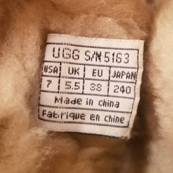 UGG Australia | Upside | #5163 | Lace Up | Tall Winter Boot | Shearling Size: 7 - Picture 15 of 16